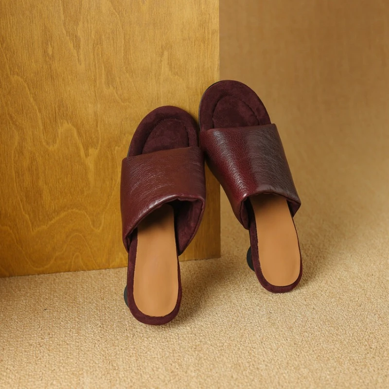 Comfortable soft leather bread shoes, sheepskin slippers, women's summer fashion middle heel sandals