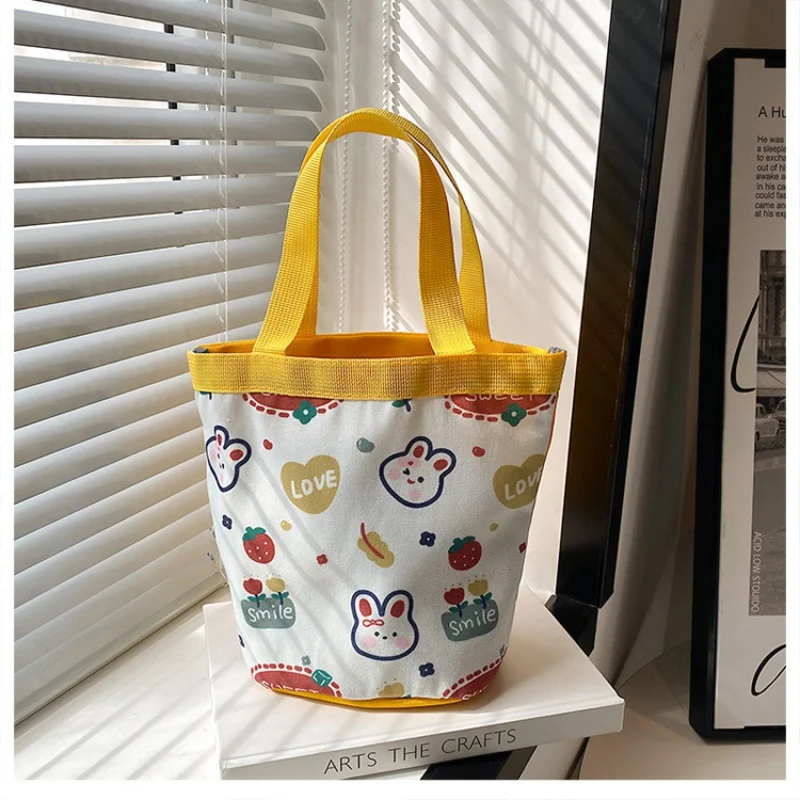 Custom  New Ins Cute Cartoon Bunny Hand Gift Bucket Bag Portable Canvas Bag Girl Heart round Barrel Lunch Box Bag