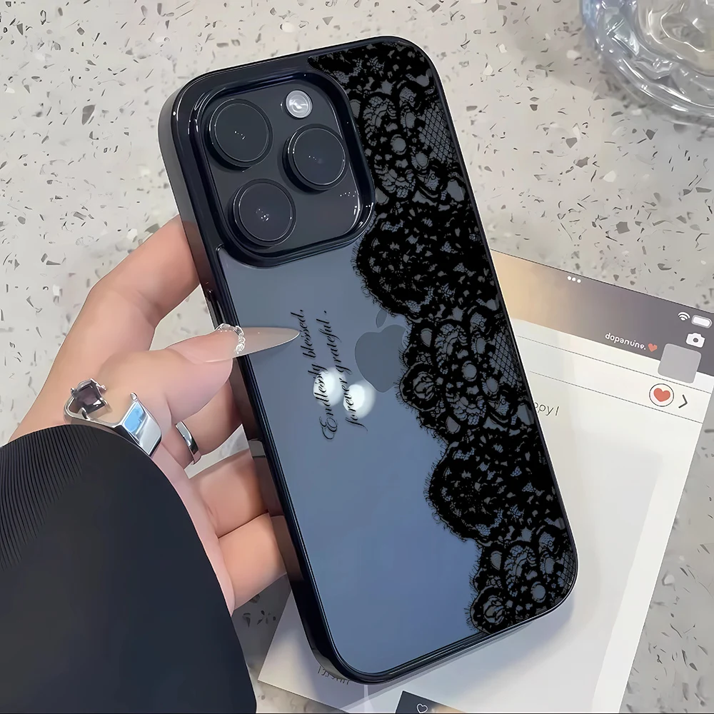 รูปสินค้า เคส iPhone ลายลูกไม้สีดำ วัสดุ PC แข็ง ปกป้องพร้อมสไตล์