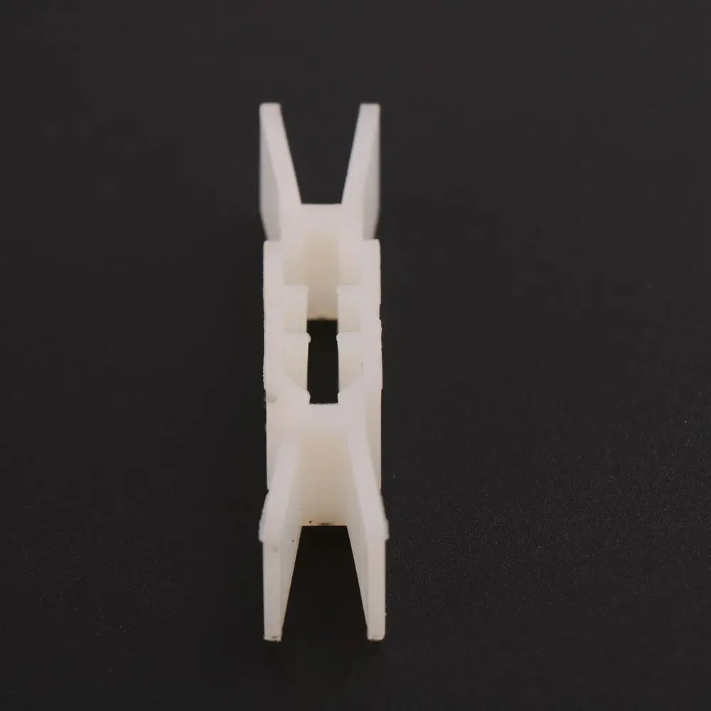 Elevator Parts 1pcs Applicable to S*HINDLER Elevator Door slider Landing door foot Elevator car door Plastic slider clamp Nylon material