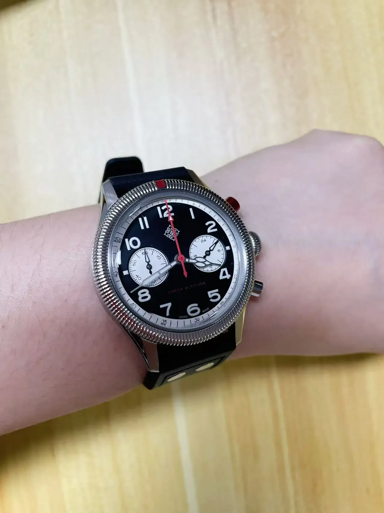 2025 New IXDAO 39mm Pilot Men Quartz Watches Peregrine Falcon