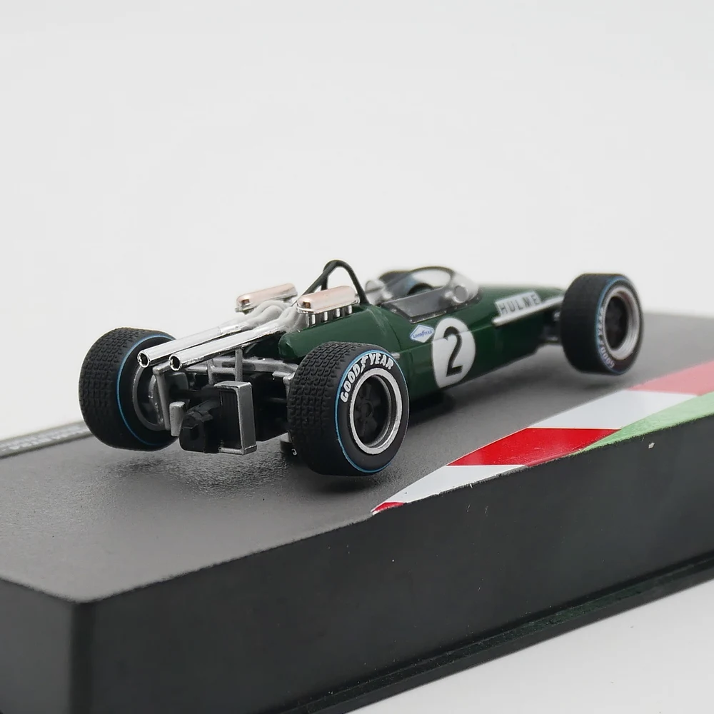 Ixo 1:43 Racing Denis Hulme 1967 Brabham BT24 Diecast Car