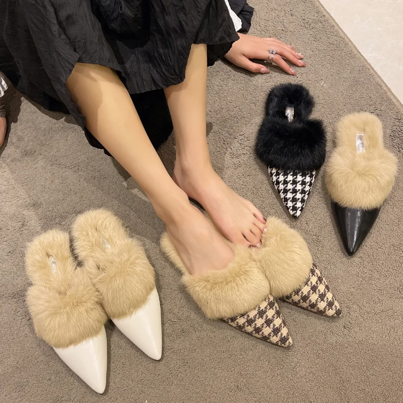 

2022 Women's fashion pointy winter plush thickened slippers Women's fluffy fur office flat bottomed indoor cotton slippers