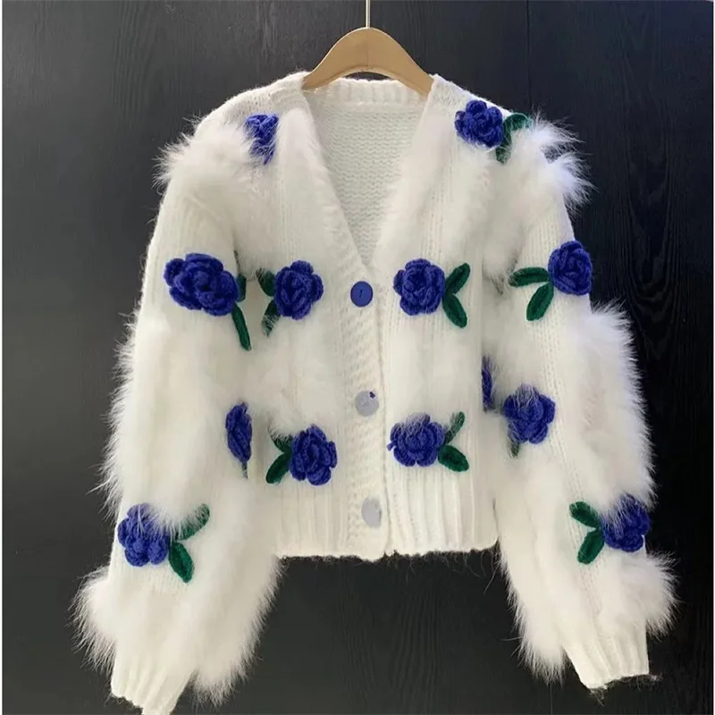 Women's New Sweet Rose Blossoms 3D Hook Flower Rose Blossoms Sweater 2025 Autumn Female loose Splicing Hairy Rose Blossoms Top