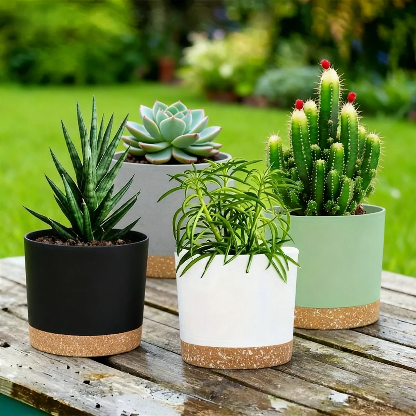 Set of 2 Stylish Indoor and Outdoor Planters with Drainage and Removable Saucer