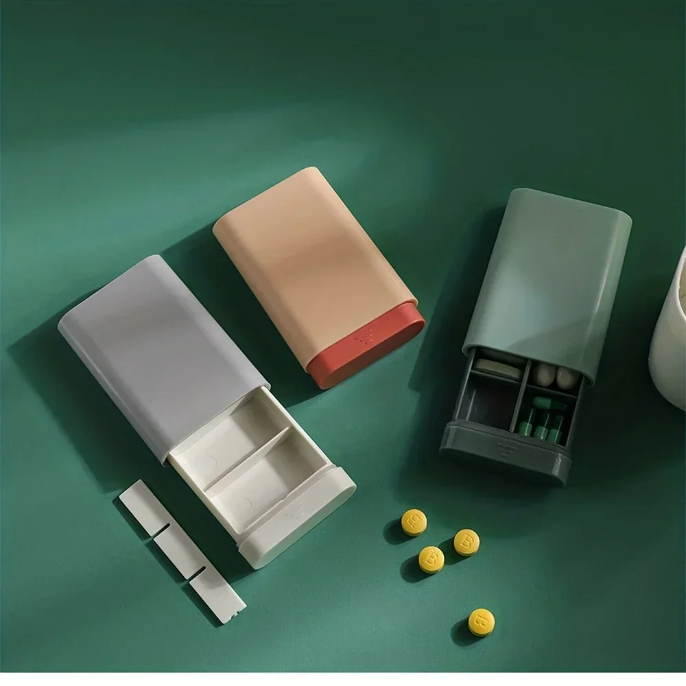 Compact Travel Pill and Chewing Gum Holder - Portable Daily Medicine Sealing Dispenser
