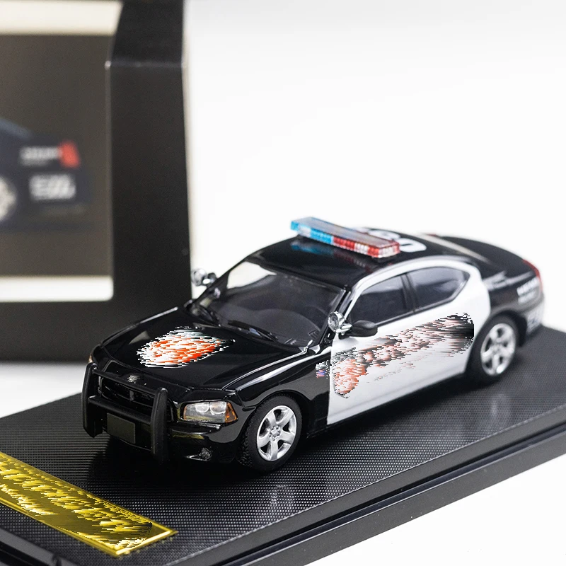 ローリン クラウン ビクトリア パトカー 1:64 合金車モデル