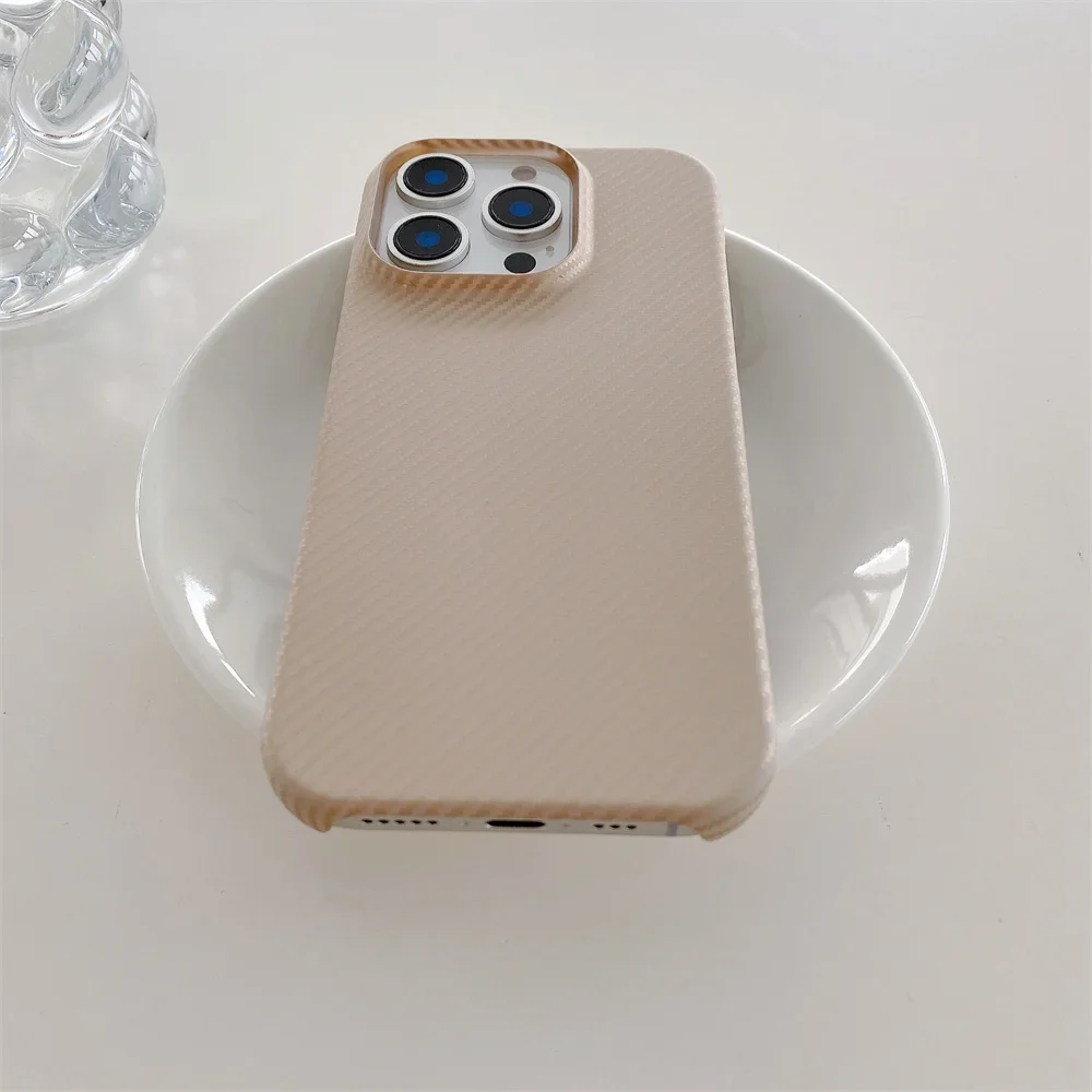 รูปสินค้า เคสโทรศัพท์ดีไซน์ล้ำ วัสดุเคฟลาร์ผสมหนังคาร์บอนไฟเบอร์