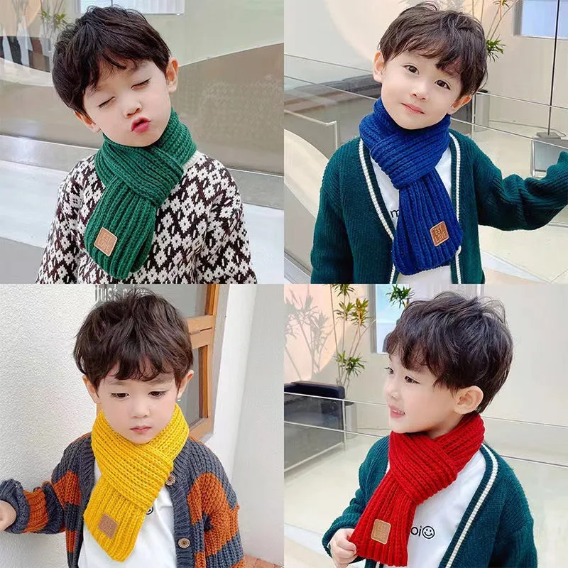 

Italian new design children's scarves warm boys girls thickened little scarves baby knitted necklaces Korean children's neckline
