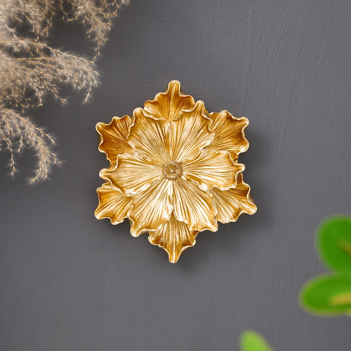 1PC, European court-style three-dimensional lotus-shaped decorative wall hanging, wall decoration handicrafts