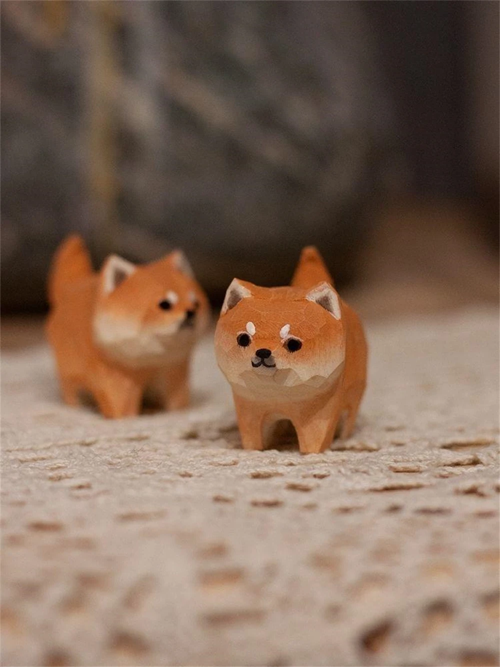 Description Picture 6 of itemSandalwood Hand Carved Wood Cat Sandalwood Decoration Cat Wooden Crafts Desktop Decoration Ornaments Sculptures & Statues Cat