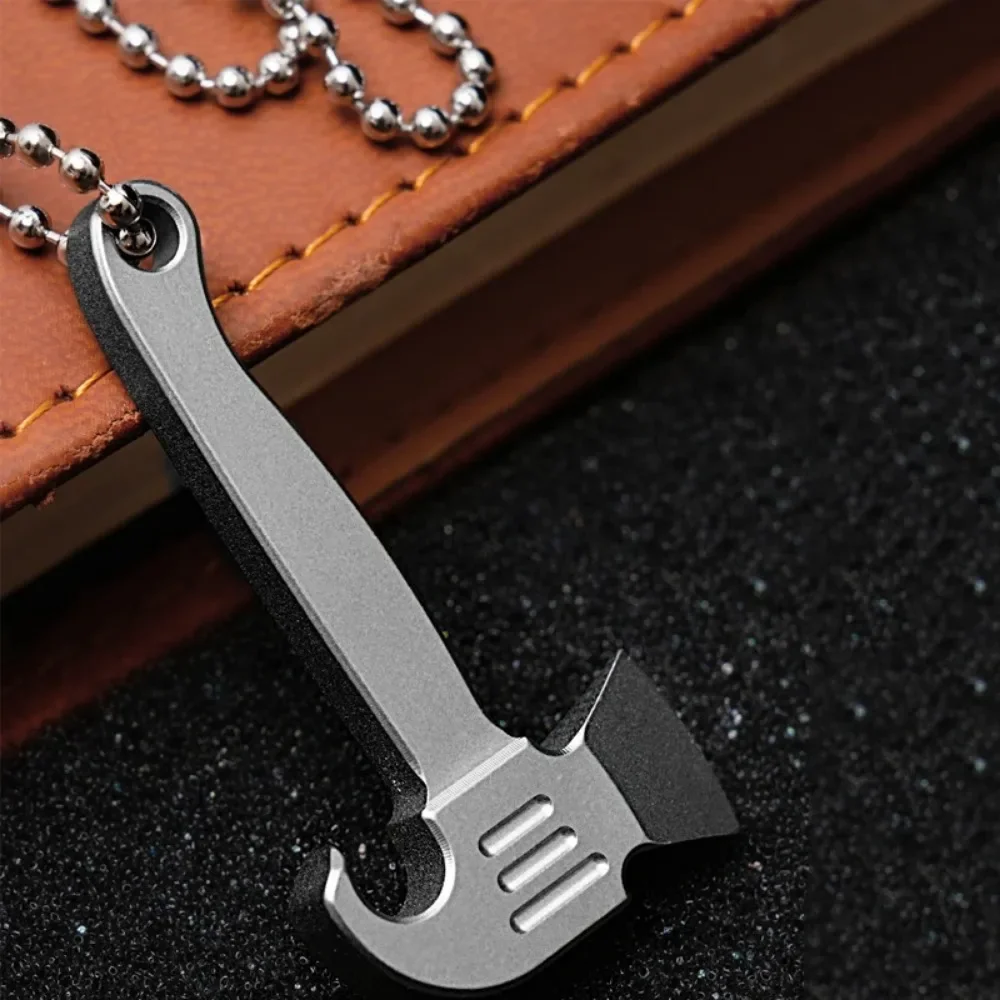 Mini titanium alloy pendant pry bar keychain pendant EDC multifunctional courier tool bottle opener 4