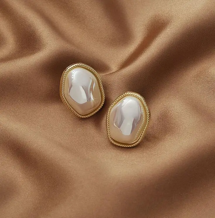 03 Gold color