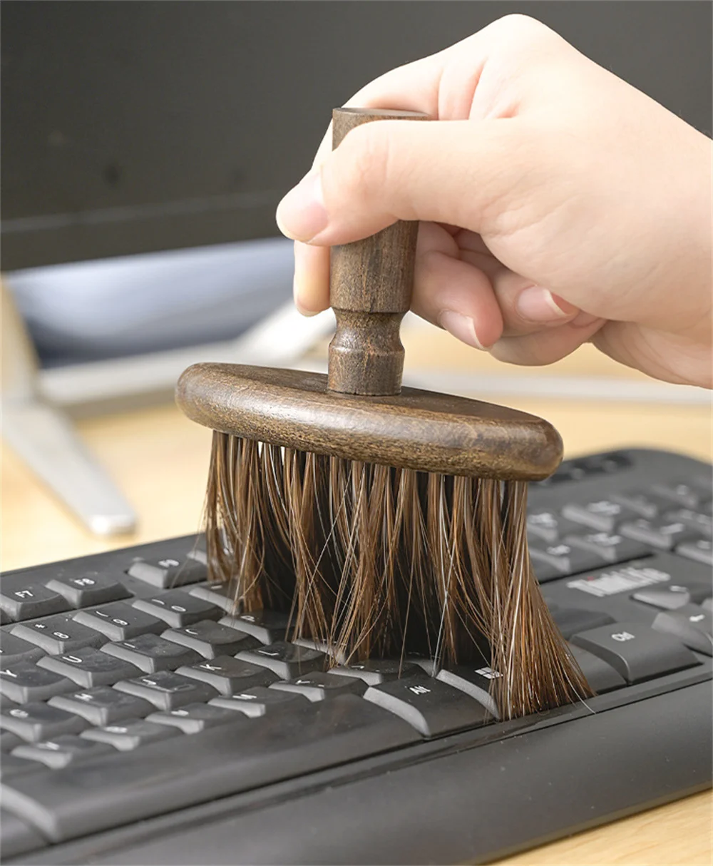 Description Picture 3 of itemProfessional Soft Barber Wooden Handle Neck Face Duster Brush Cleaning Hairbrush Hairdressing Hair Cutting Sweep Comb Tools