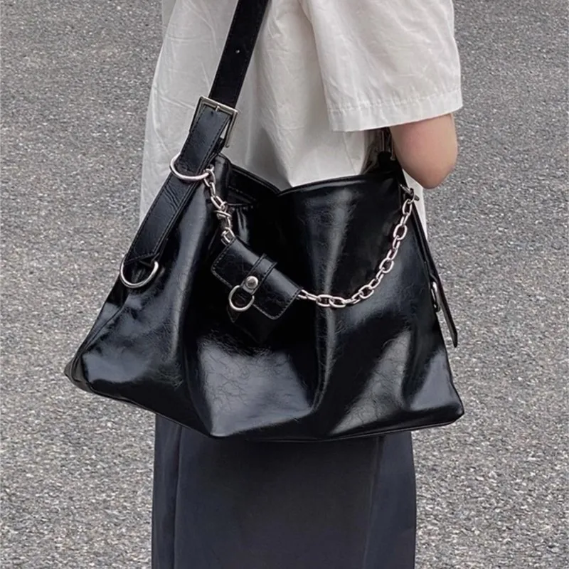 JIAERDI Black Vintage Underarm Bag Women Harajuku Chain Decorative Shoulder Bag With Headphone Bag Large Capacity Tote Bag Y2k