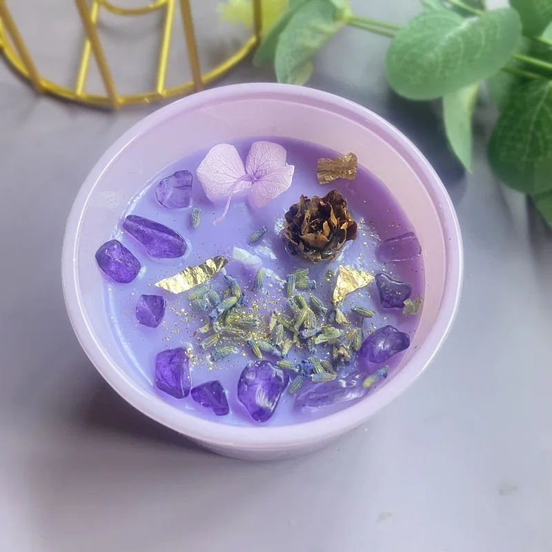 Soy Wax Scented Candle with Seashells and Botanicals