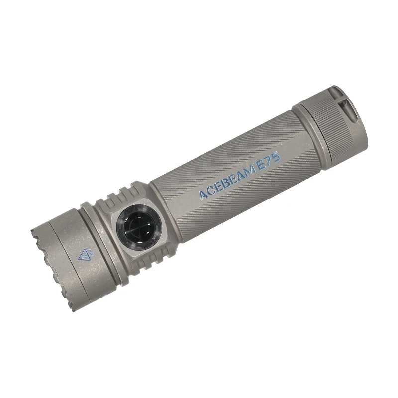 ACEBEAM E75 クアッドコア高性能コンパクト LED 懐中電灯 4500LM 260M