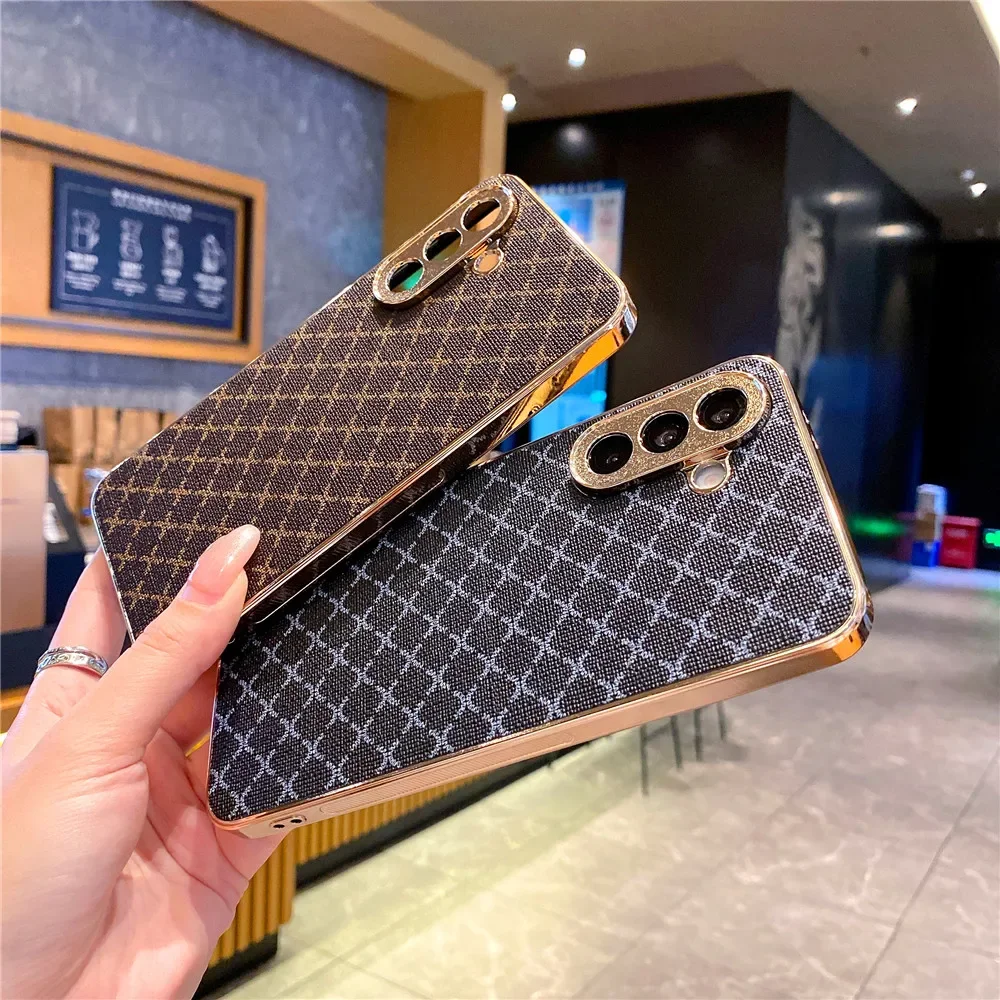 Gold Plating Glitter Retro Grid Pattern Phone Case