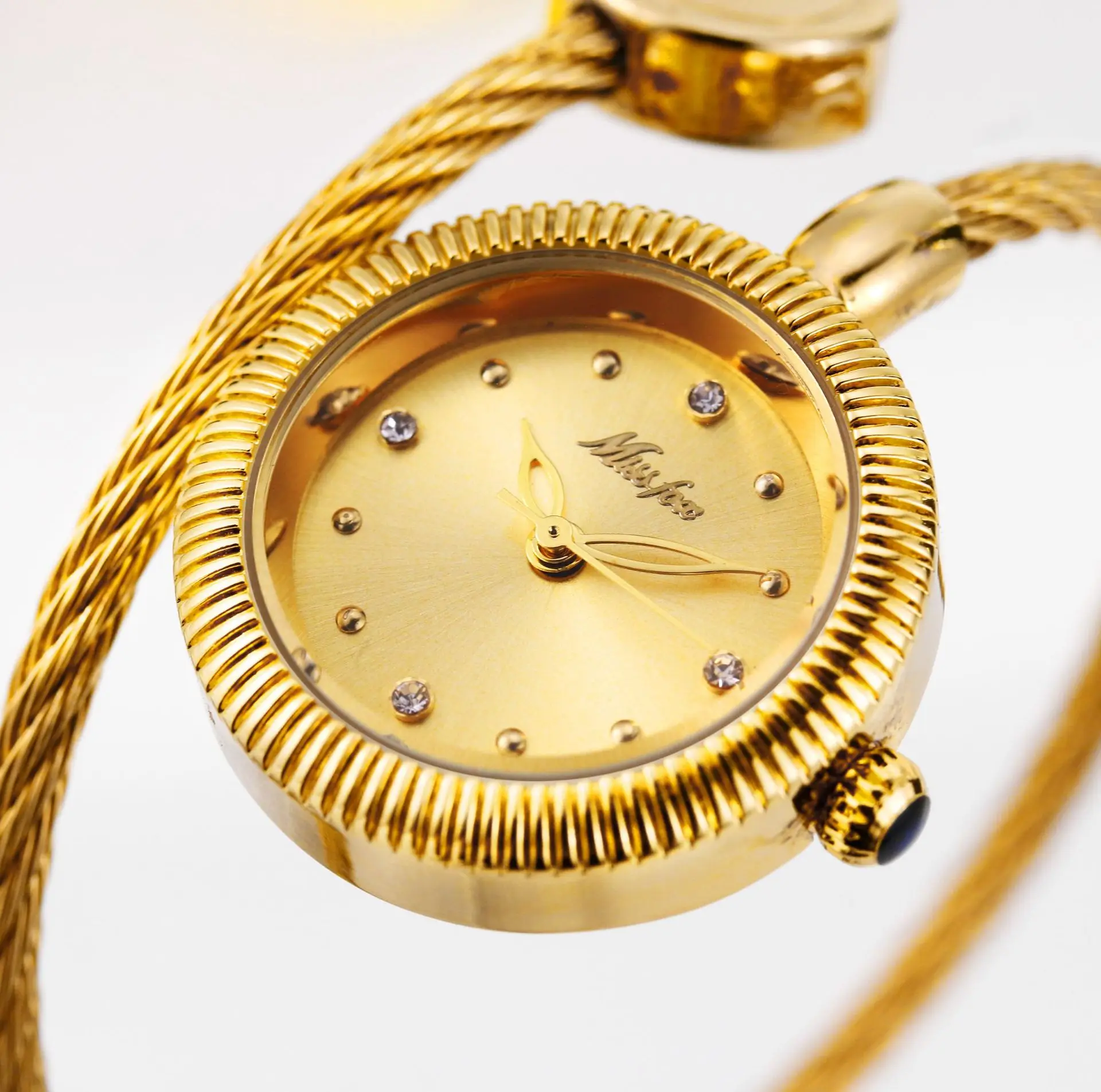 Hot Fashion Gold Watch for Women Quartz Ladies Watches Free Dropshipping Female Clock Waterproof Elegent Wristwatch Gift