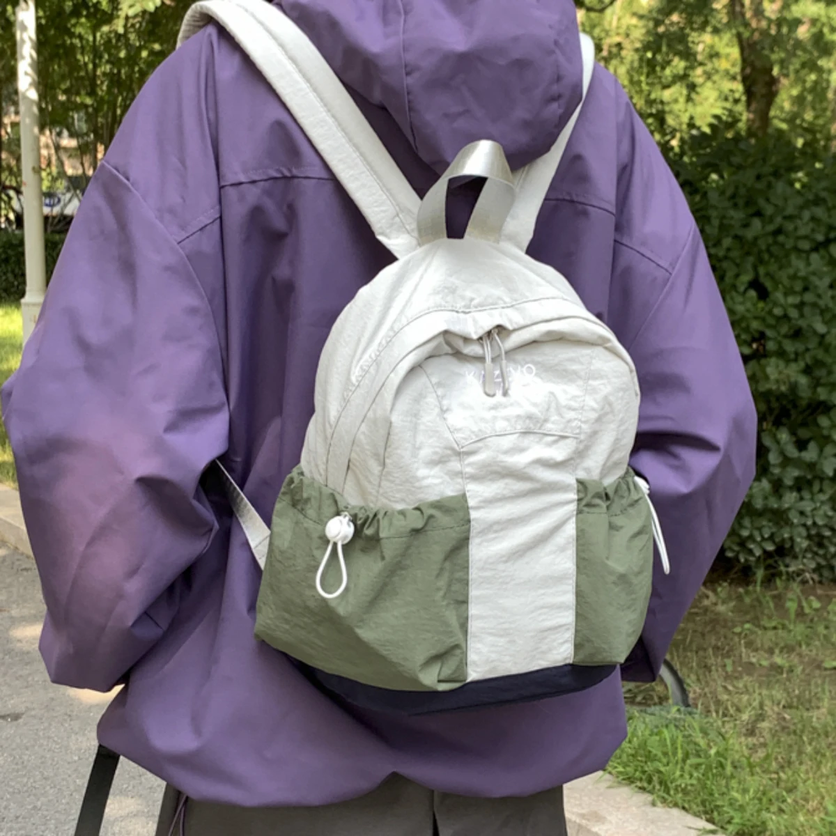 Outdoor Hiking Small Backpack Lightweight Mountaineering Women's Ultra-Light Sports Travel Lightweight Backpack Student School Bag