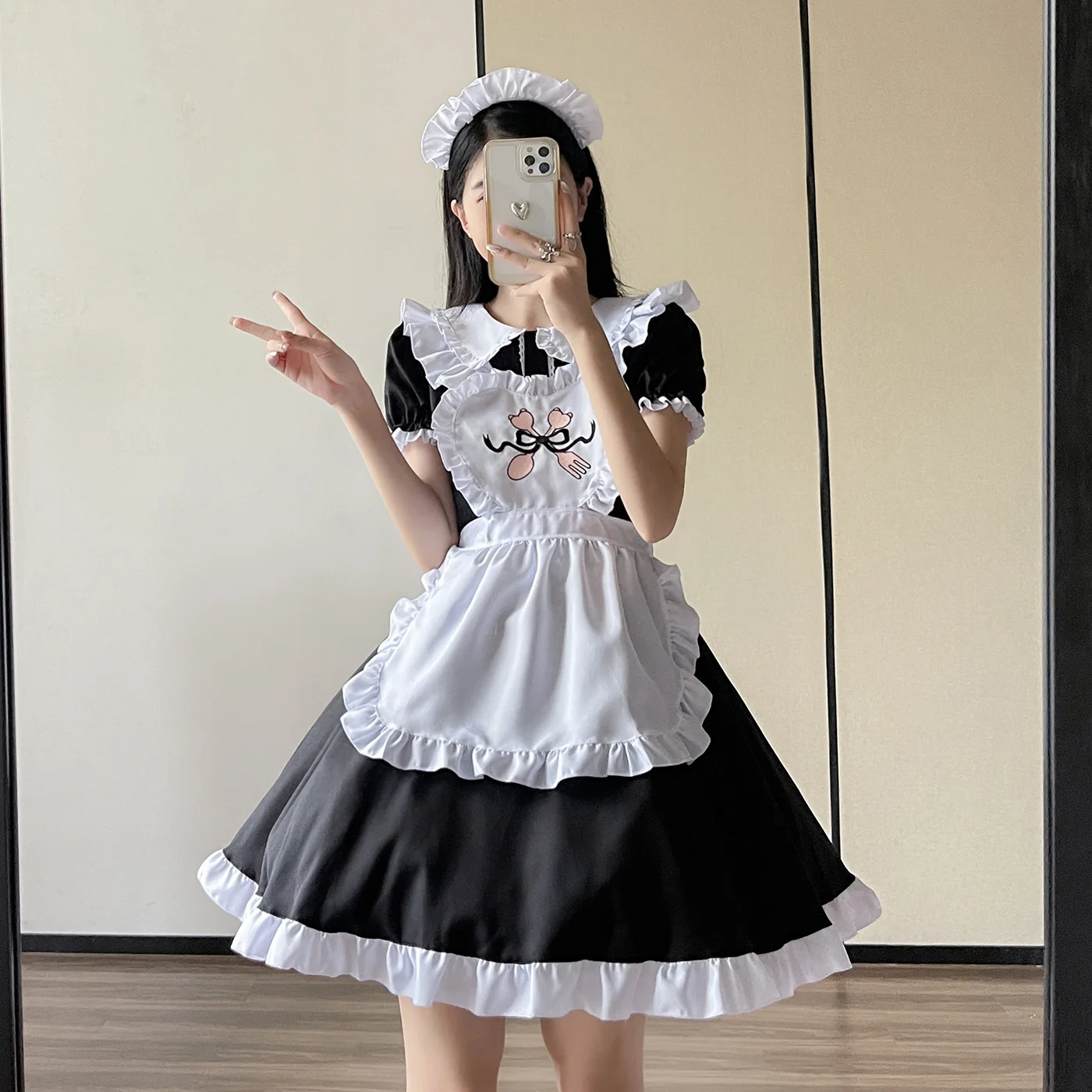 Share more than 170 maid uniform dress latest jtcvietnam.edu.vn