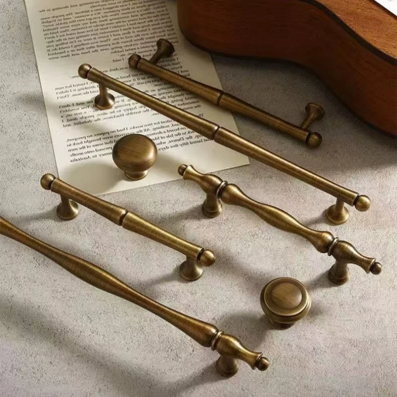 ลูกบิดตู้ครัวทองเหลืองโบราณ ลูกบิดตู้เก็บของ ลูกบิดลิ้นชักตู้เสื้อผ้า อุปกรณ์ครัว มือจับเฟอร์นิเจอร์ 1