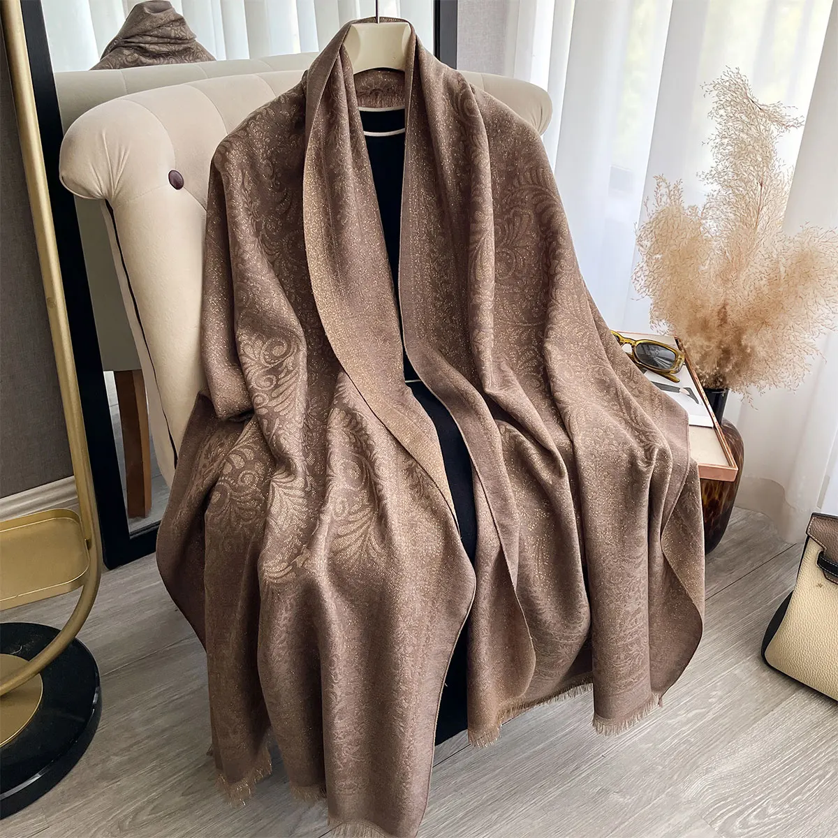 Elegant Ladies Muslim Hijab Golden Thread long Scarf With Spring and Autumn Sun Protection Scarf Decoration Shawl Wrap Headscarf