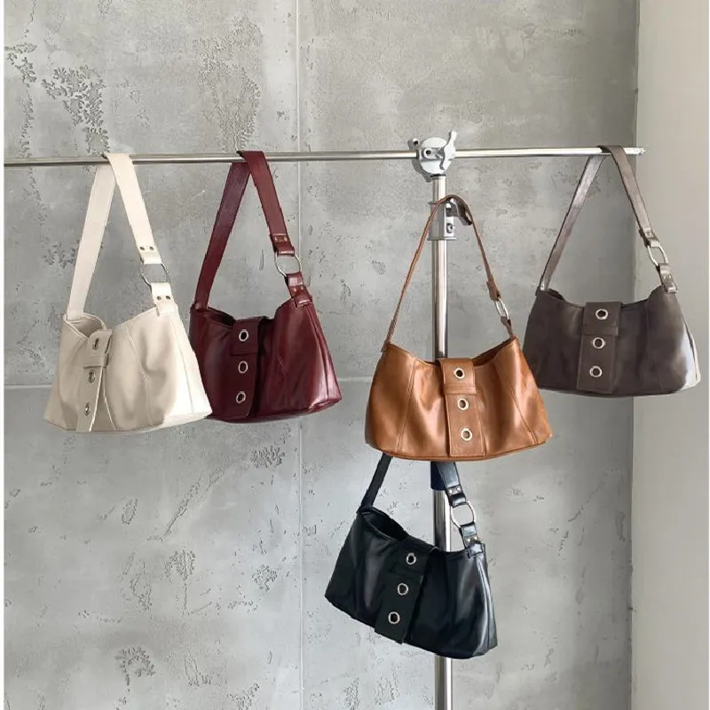 Retro Large Capacity Underarm Bag for Women Summer New Versatile Rivet One Shoulder Bags Soft PU Wide Shoulder Strap Handbags