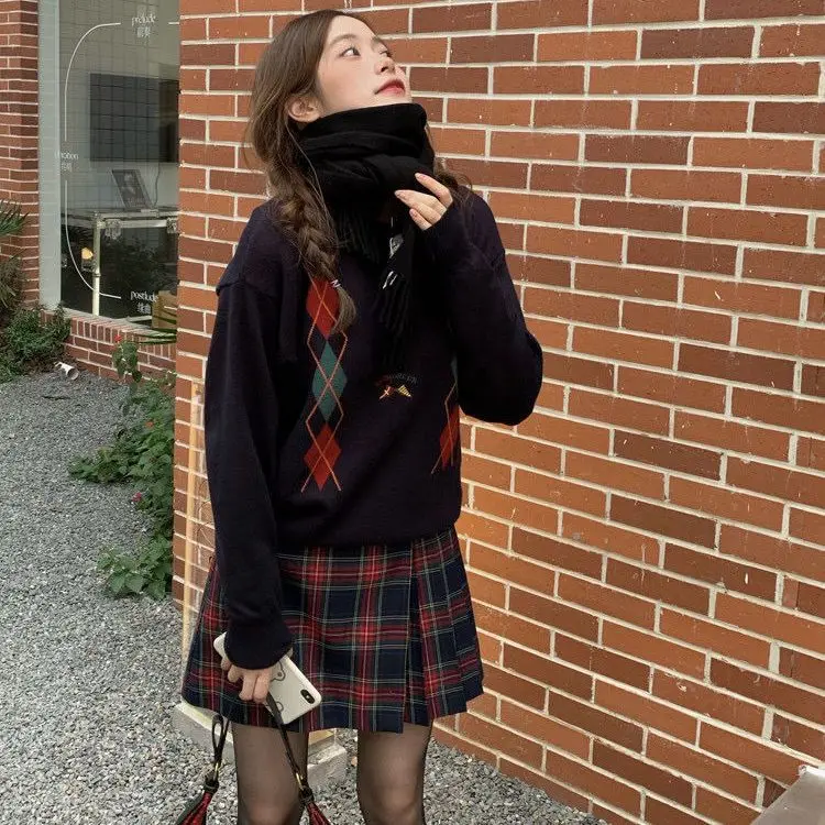 

Scottish College Style Red Plaid Word Short Skirt All Matching Thin High Waist Design Feeling Pleated Half Skirt Women's New