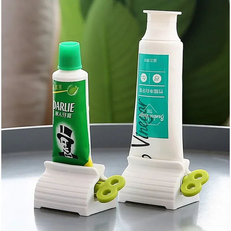 Toothpaste Squeezer Mini Rolling Tube Dispenser Seat Holder Stand Easy Cleaning for Bathroom Household Cosmetics toothpaste squeezer
