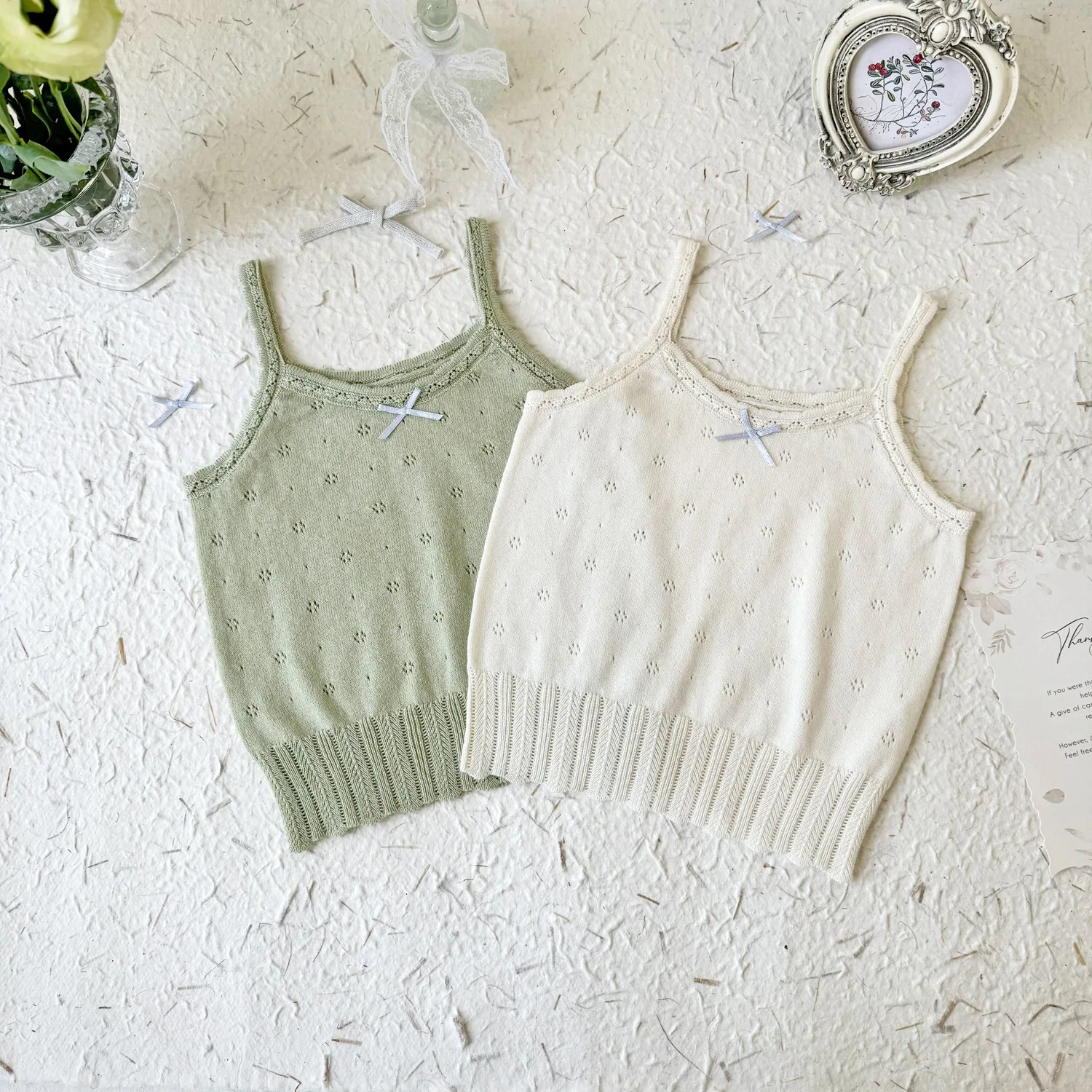 

Детская Трикотажная майка для девочек, летние хлопковые тонкие топы для маленьких девочек, одежда для малышей, детские футболки без рукавов с бантом и вырезами