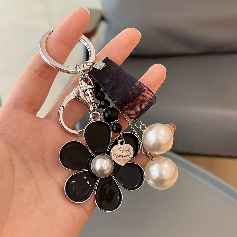 Easya 2022 Fashion Black Sunflower Pearl Portachiavi Di Lusso Catena Portachiavi Per Auto Regali Per Feste Per Gli Ospiti Spedizione Gratuita