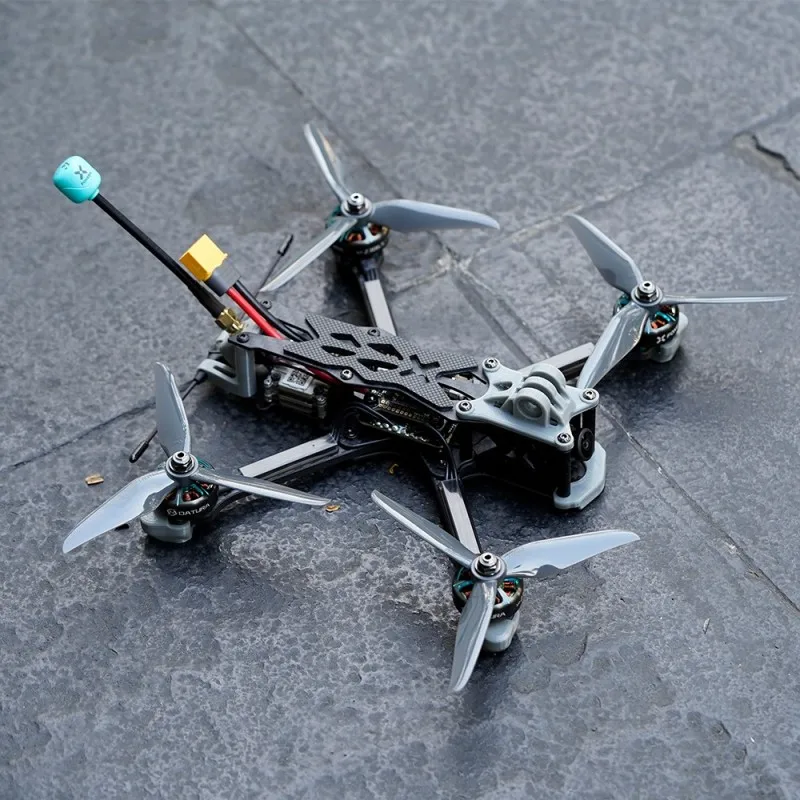 

Foxeer Aura 5" FPV Freestyle Drone Analog / Vista / HDZEO Version F722 V4 Reaper F4 65A 128K Datura 2306.5 2550KV 2020KV 1850KV