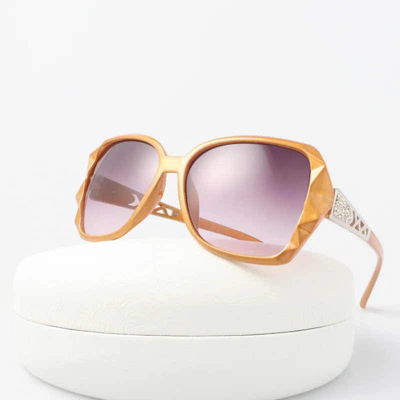Vintage Square Sungasses Woman Brand Designer Gradient Sun Gasses Femae Fashion Big Frame Mirror Outdoor Ocuos De_voghion.com