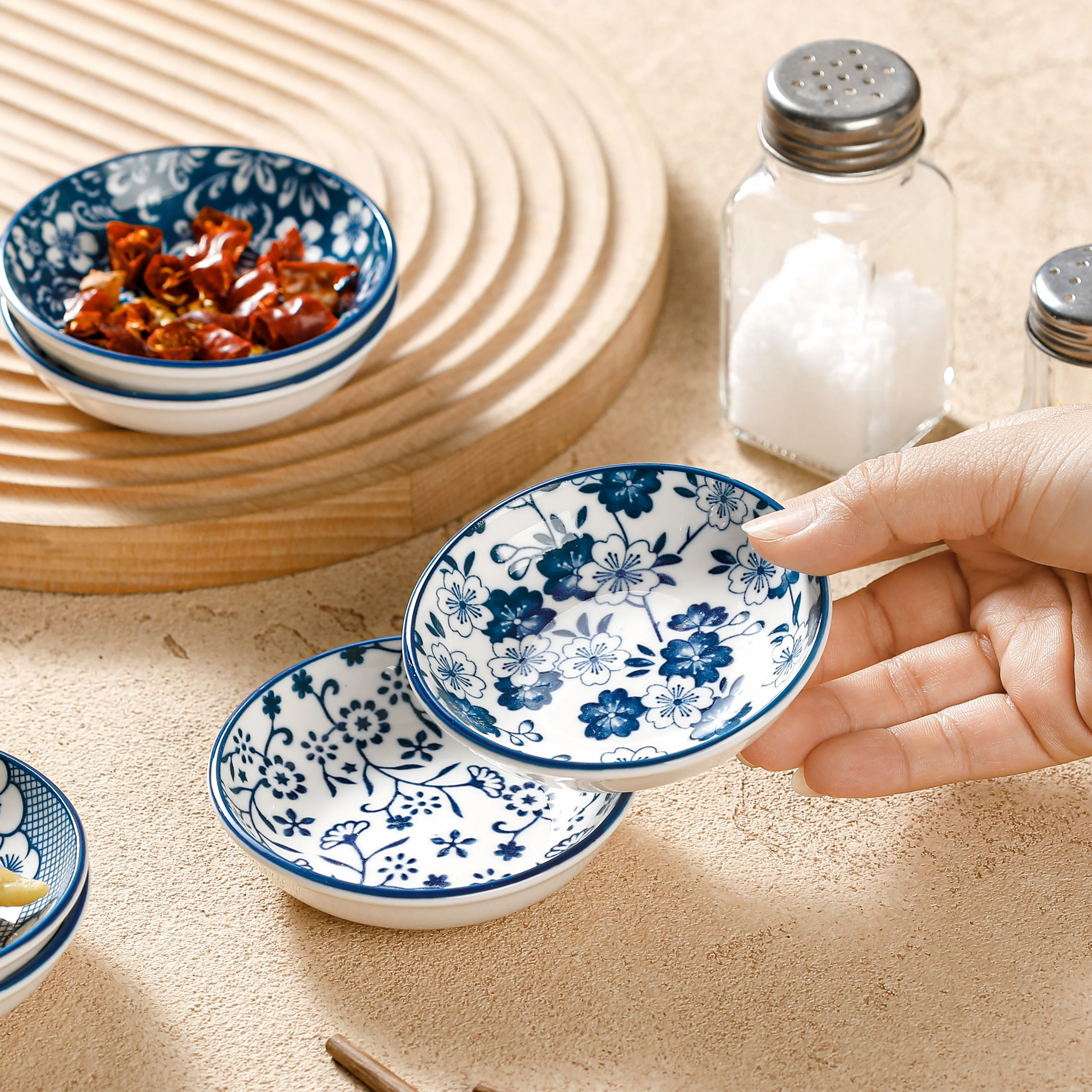 Mini Ceramic Sauce Dishes - Retro Chinese Style Sashimi Sushi Plates 6PCS Set