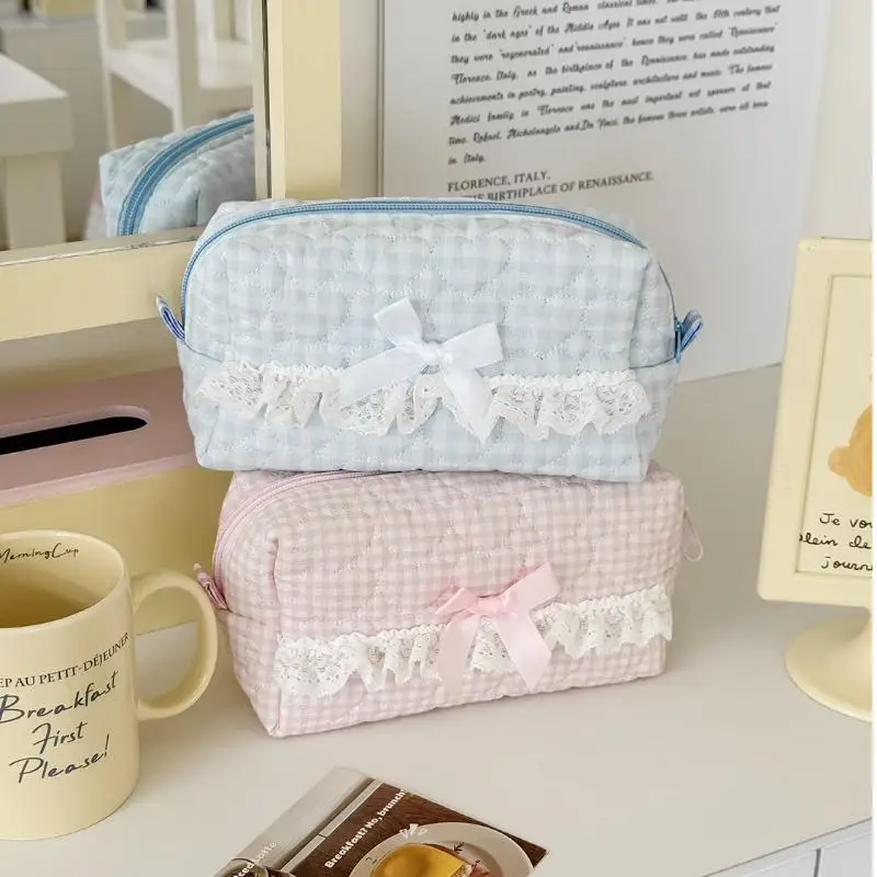 핑크와 블루 체크 무늬 레이스 연필 케이스 귀여운 퀼트 디자인 학교 사무용품 저장을위한 대용량 편지지 주최자