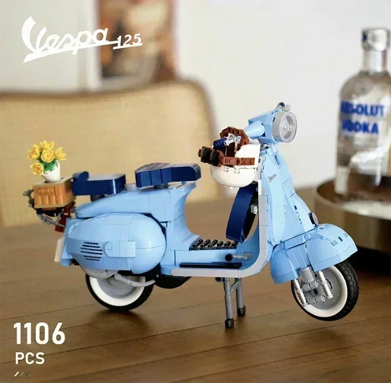 1106 Pz Vespa 125 Vacanze Romane Modello Di Moto Building Blocks Compatibile Moc 10298 Mattoni Assemblati Giocattoli Per Bambini Regalo Di Natale