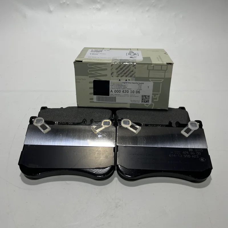 A0004201006 / A0084200220 메르세데스-벤츠 AMG CLS53 E53 S350 S400 S450 S500용 프론트 브레이크 패드 세트 (OEM)