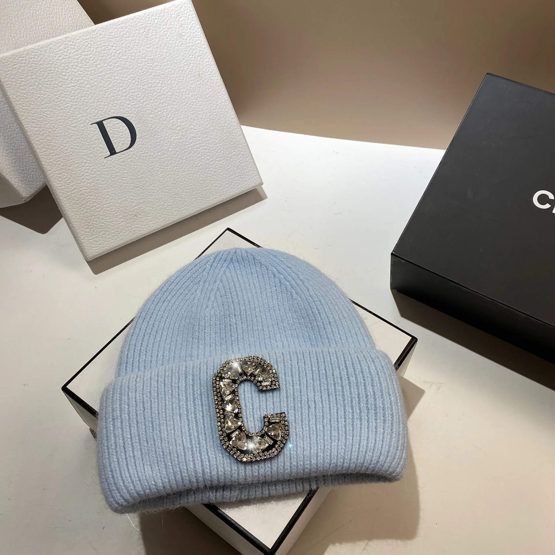 Real Rabbit Fur Winter Knitted Hat Luxury Rhinestones Letter Logo Warm Walking Knit Bonnet Lady Outdoor Skullies Beanies