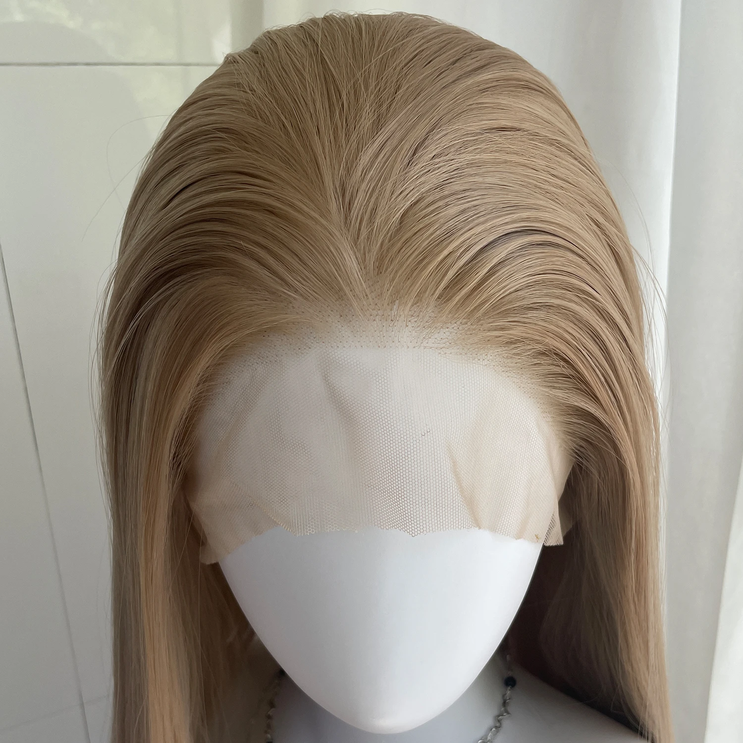 Honigblonde 13 x 4 synthetische Lace-Front-Perücke für Frauen, 66 cm lange, gerade, leimlose Perücken, hitzebeständige Perücken, freier Teil – Detail 3