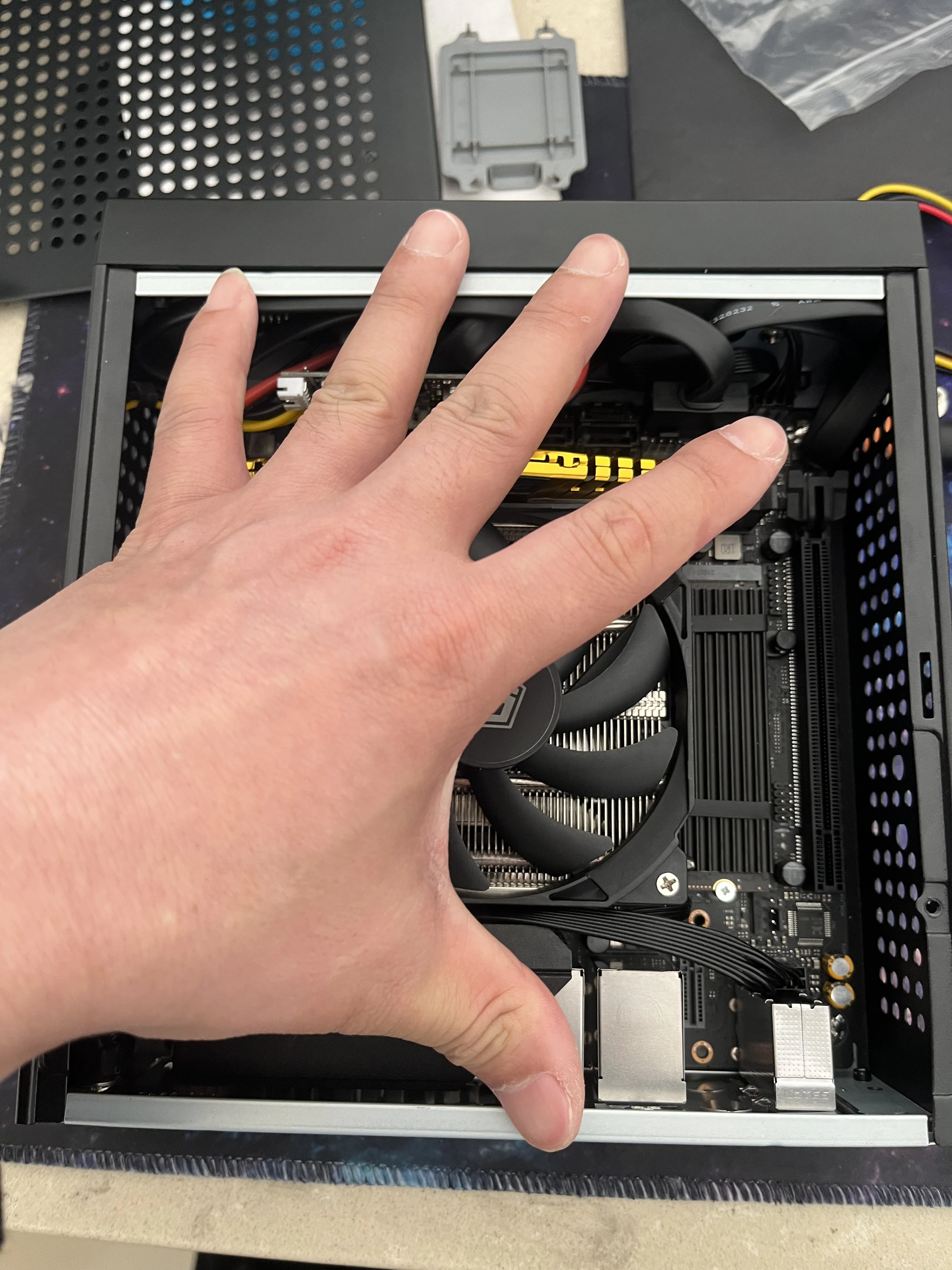 ARSYLID M06 ITX Computer Case 2.3L Smaller Mini Core Display Form Factor Chassiss 35mm Radiator HTPC