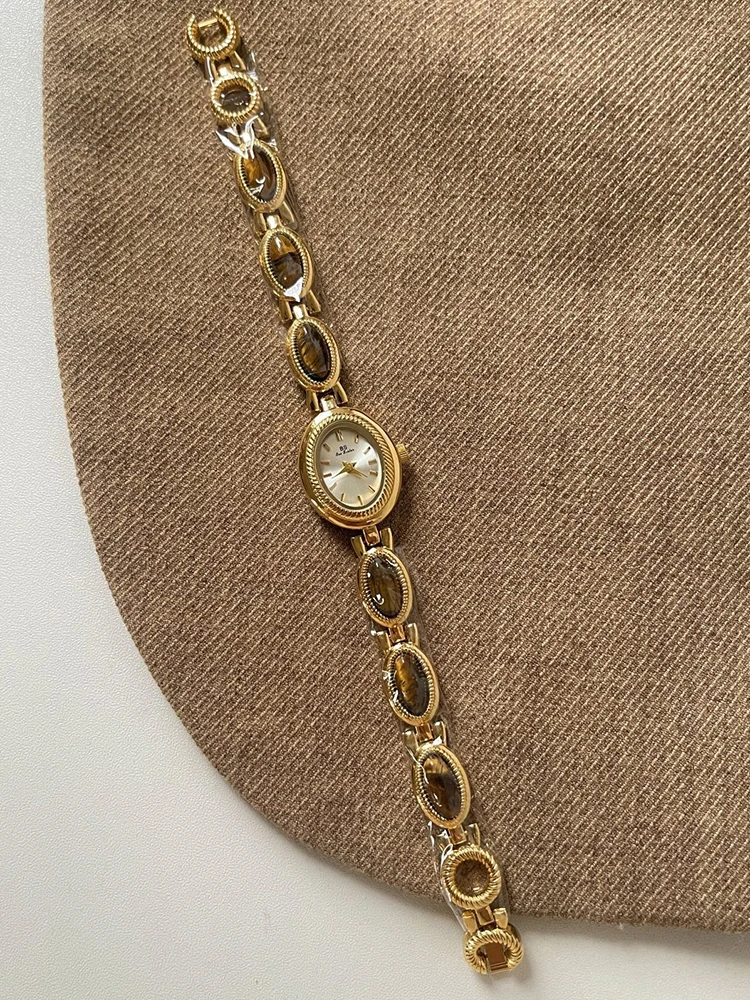 ساعة يد كوارتز يشم أخضر فاخرة للسيدات