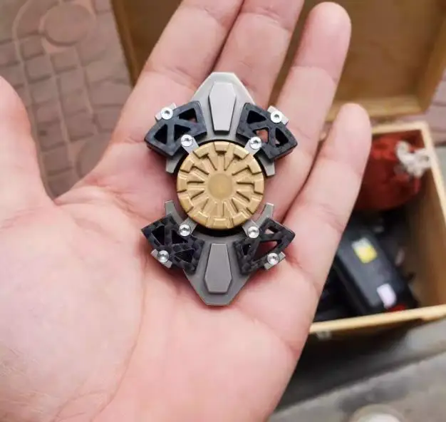 

Second hand EDC METOOD Fingertip gyroscope