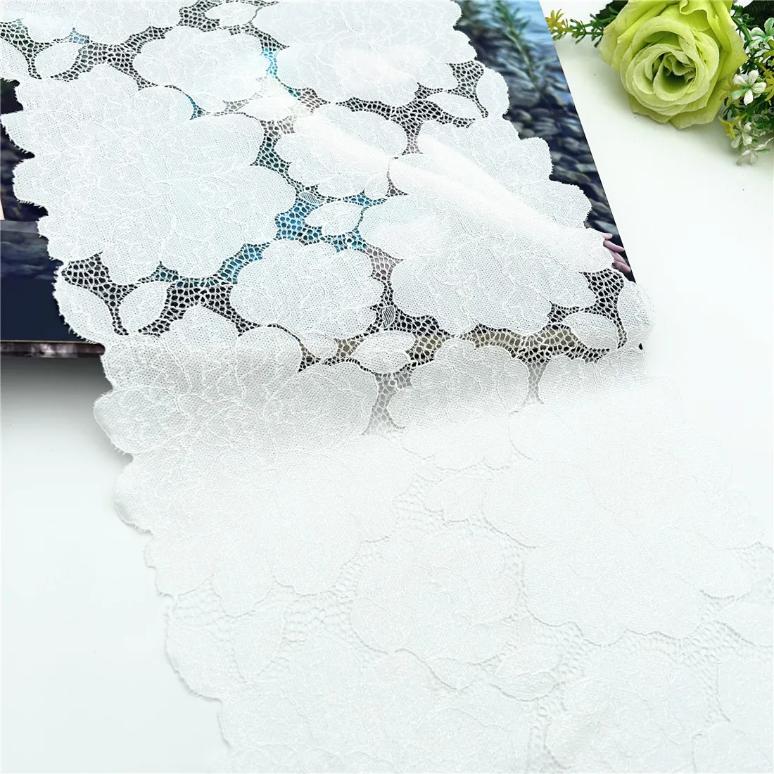 3y/lot Width 23.50cm White Shimmer Foil Elastic Stretch Lace Trim 4