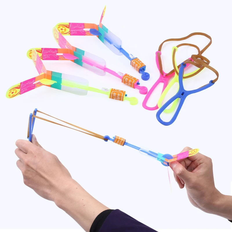 

Sparkling slingshot and flying arrow children's day toy stalls sell brightly lit slingshot and flying arrow children's toys