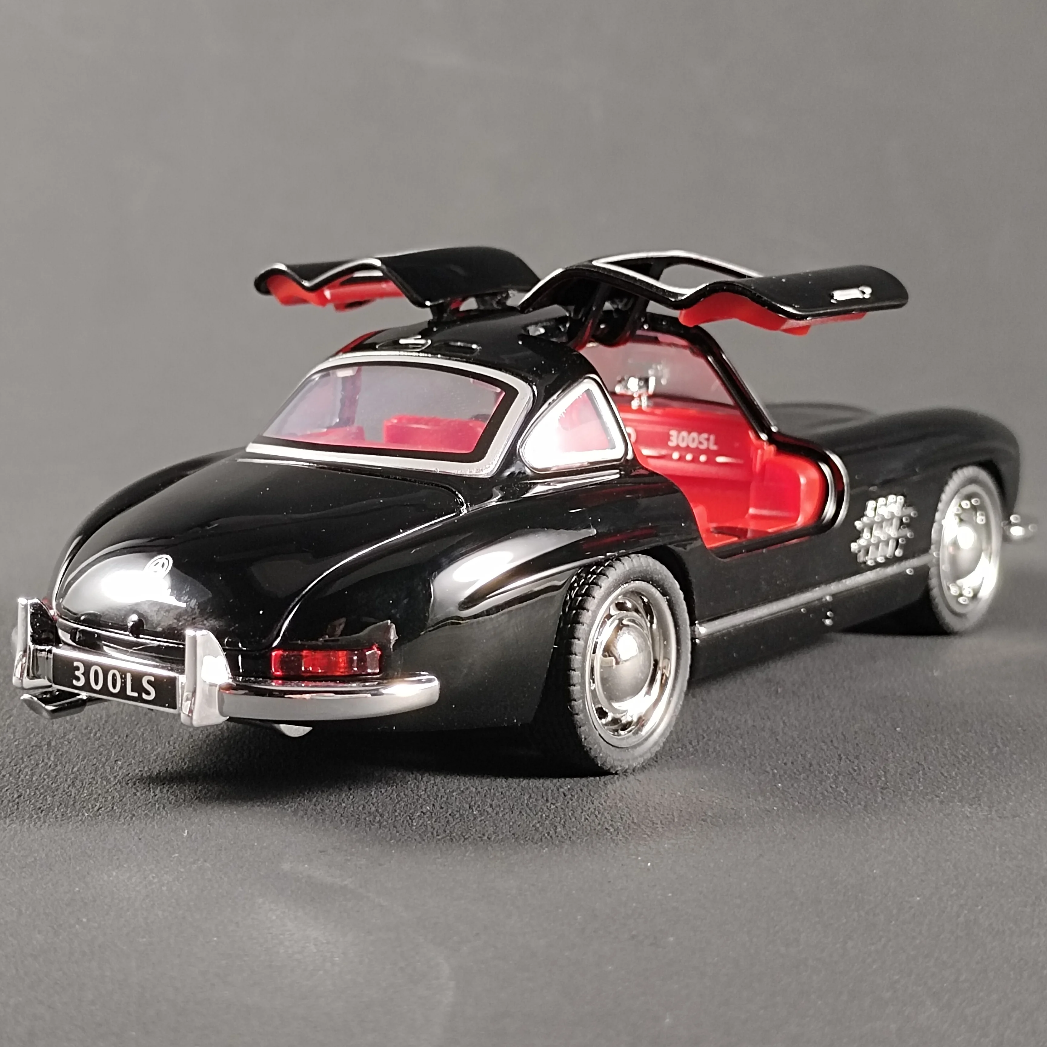 Mercedes-Benz 300SL ミニカー シルバー 1:32 1/32 メルセデス・ベンツ 300SL LEDライト付き ミニカー