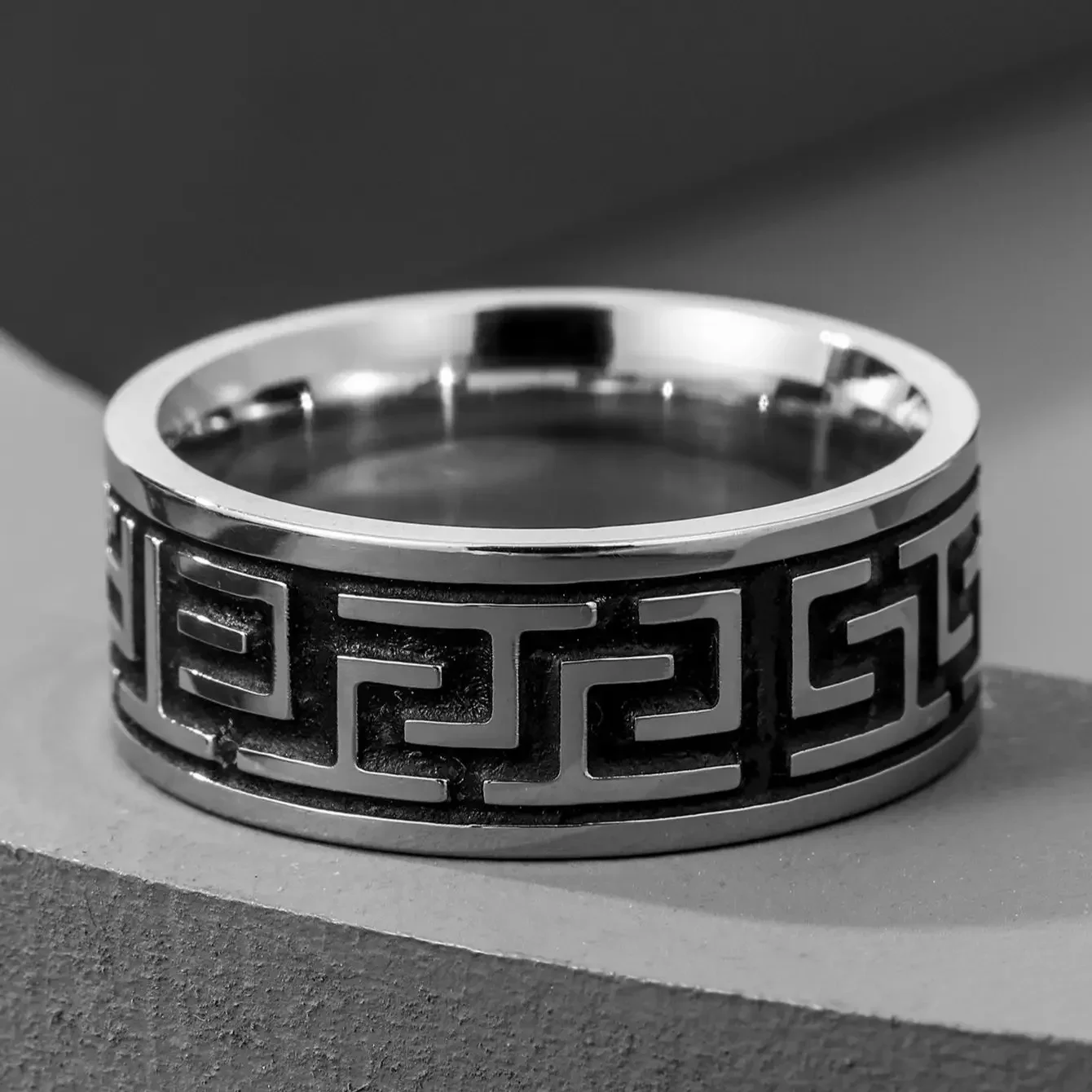 8mm Black Pattern Ring For Both Men and Women Holiday Gifts