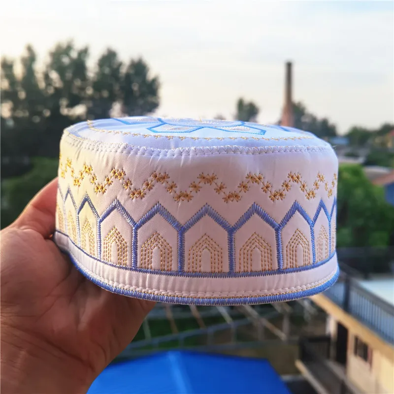 

Four Seasons Muslim Hats Embroidery Arab Men Prayer Hat Musliman Turban Man Hijab Bonnet Saudi Arabian Islam Jewish India Caps