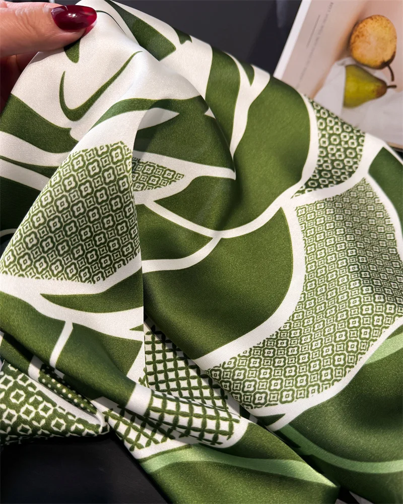 Luxus Design Druck Schal Frauen Silk Schals Bandana Hijab Halstuch Schal Kopftuch Haarband Foulard Dame Wrap – Detail 4