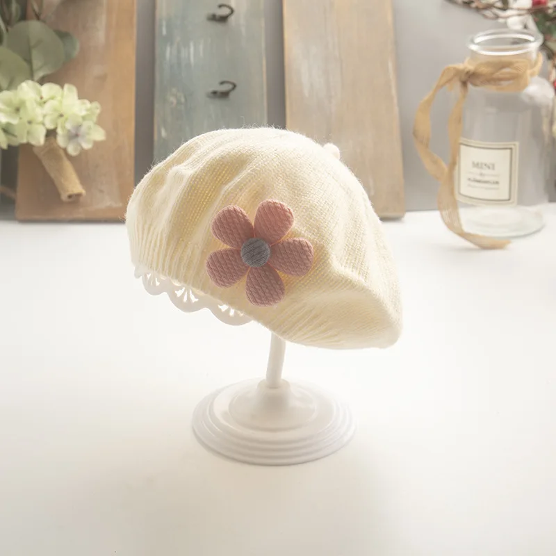 2025 Spring/Autumn Collection Baby Beret in Pastel Hues Versatile Knitted Children's Fashionable Casual Woolen Hat Artist's Hat